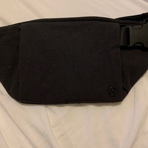 Lululemon Multi Pocket Belt Bag